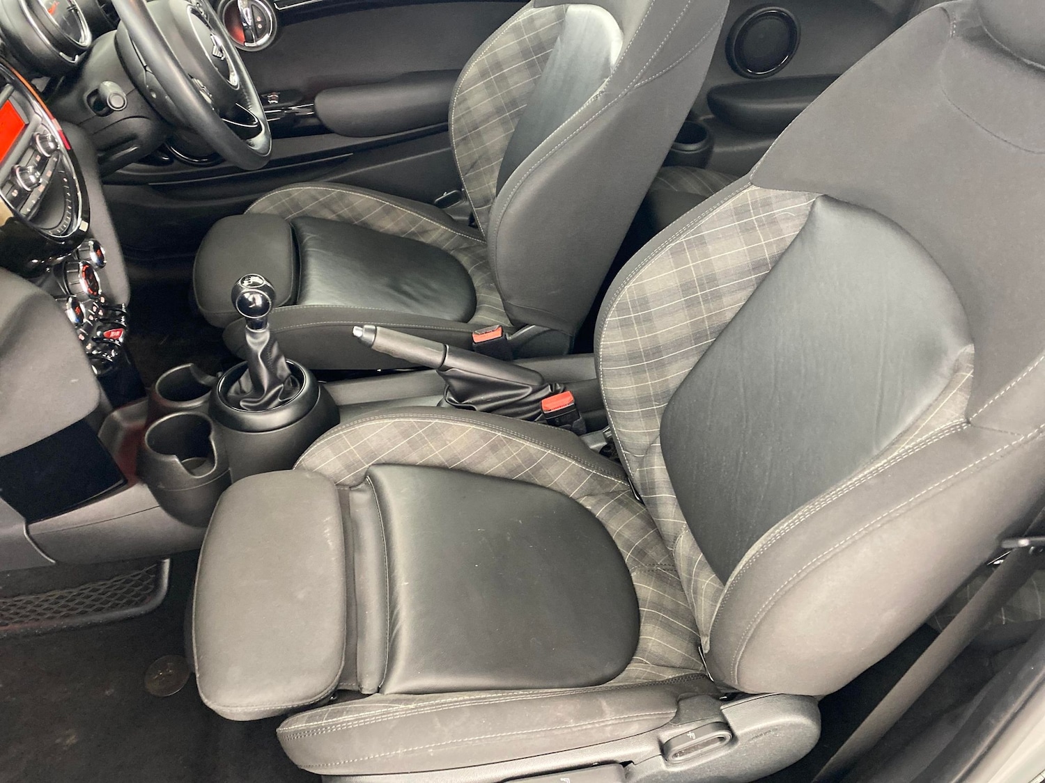 Used MINI Hatch 2018 for sale - 76719870: Photo 13