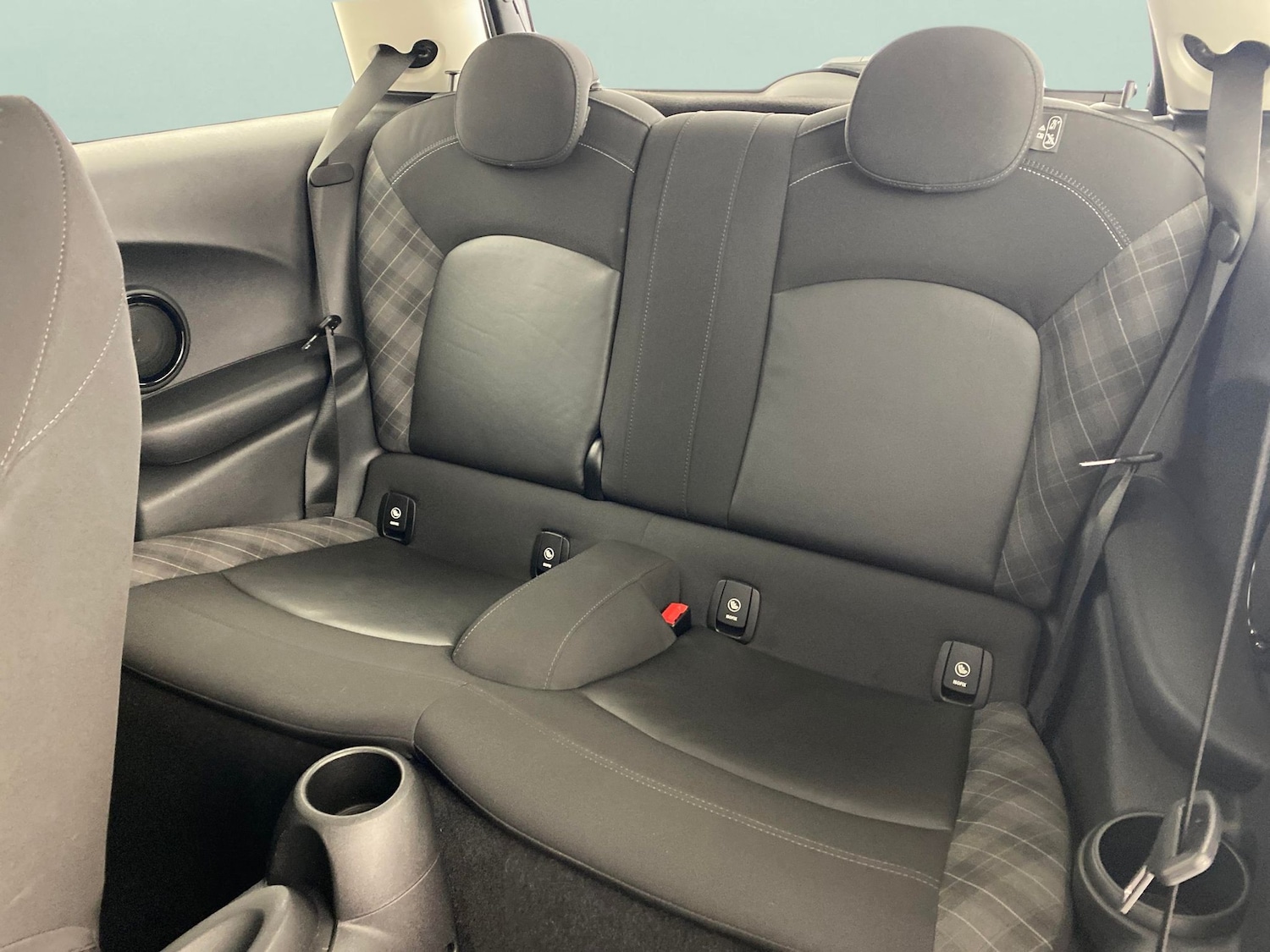 Used MINI Hatch 2018 for sale - 76719870: Photo 23