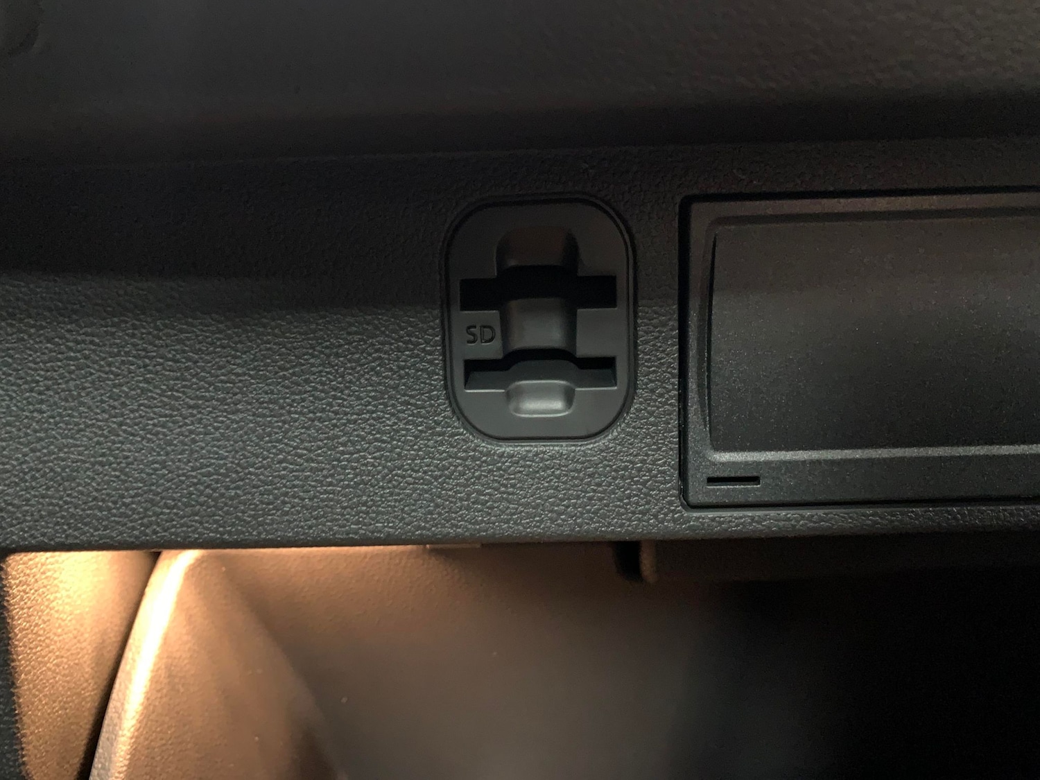 Used Volkswagen T-Roc 2023 for sale - 76931926: Photo 16