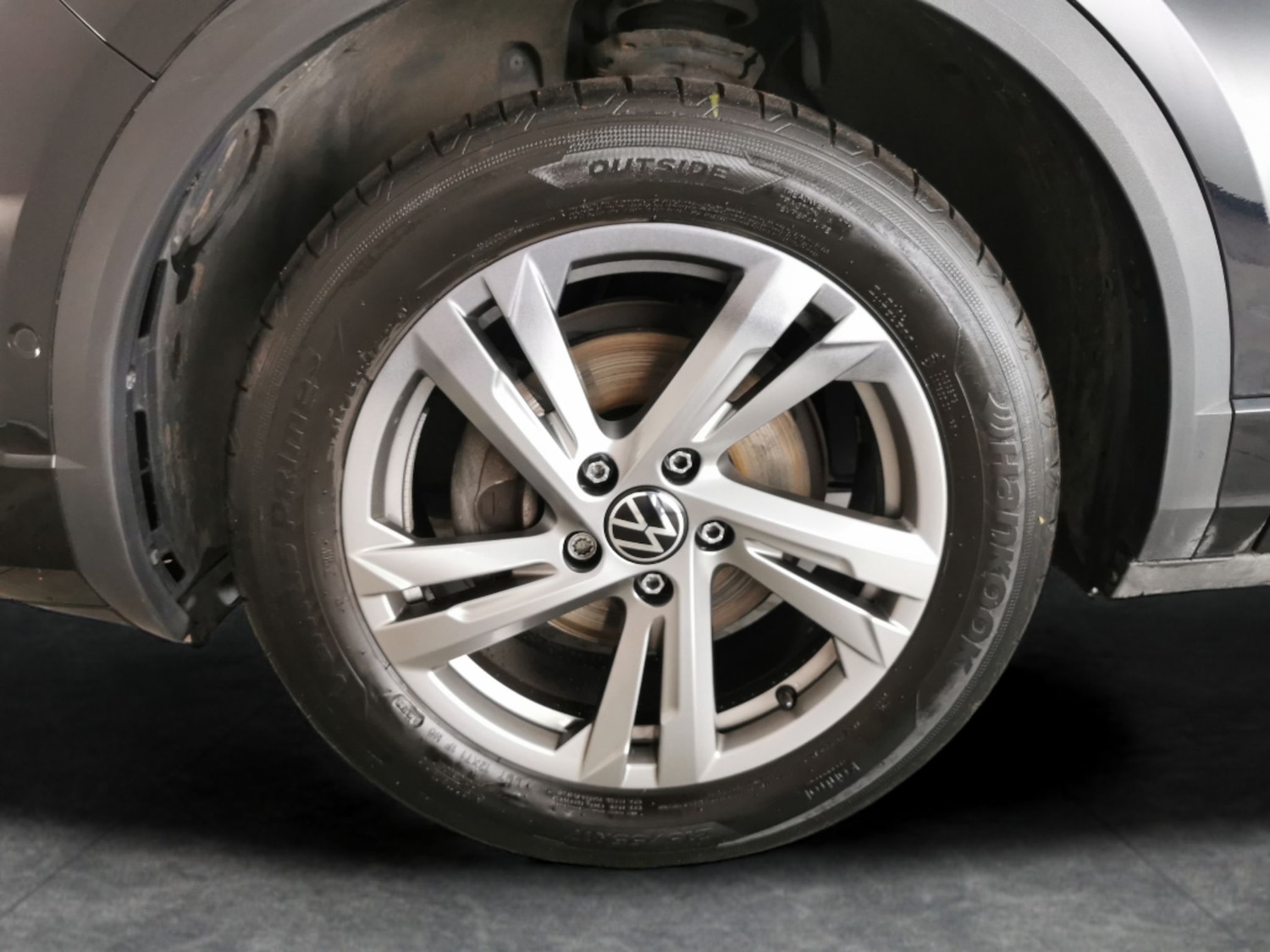 Used Volkswagen T-Roc 2023 for sale - 76931926: Photo 25