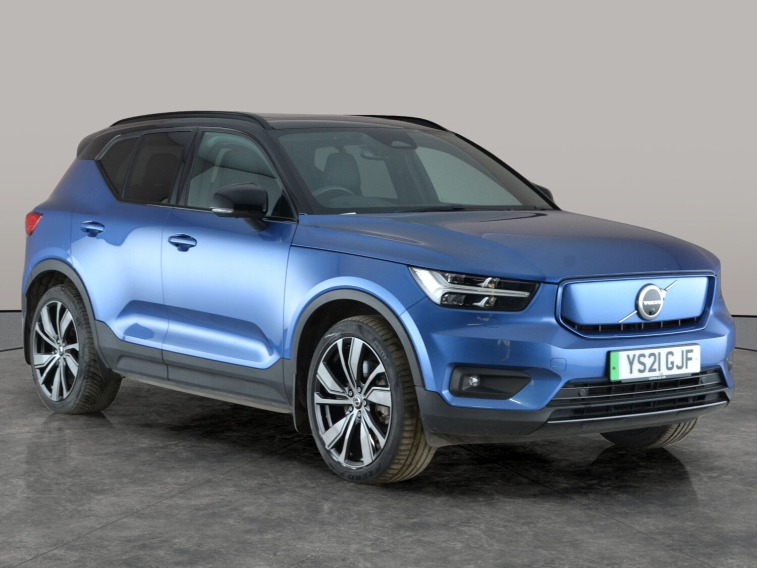 Used Volvo XC40 2021 for sale - 77210852: Photo 10