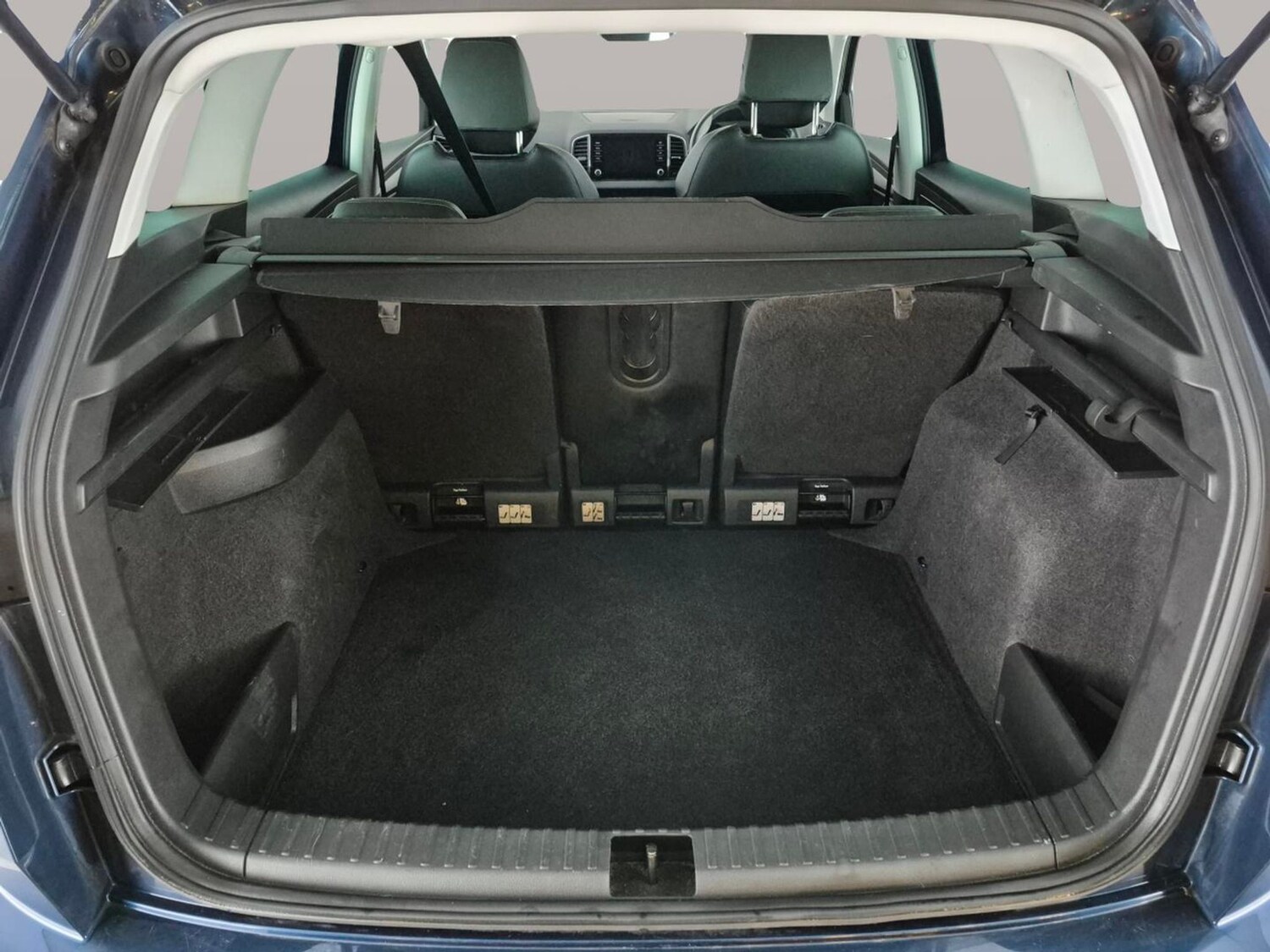 Used Skoda Karoq 2023 for sale - 77984648: Photo 33