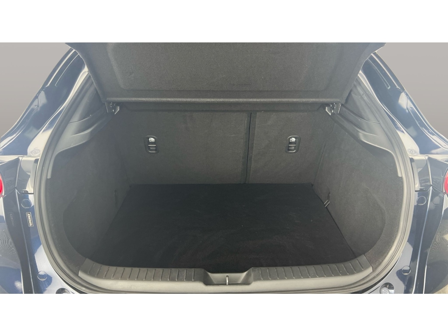 Used Mazda CX-30 2023 for sale - 76946628: Photo 18