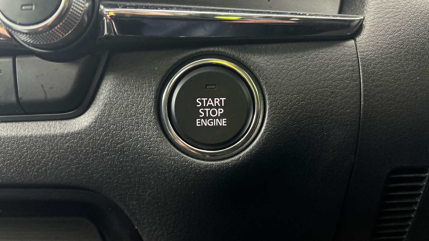 Used Mazda CX-30 2023 for sale - 76946628: Photo 26