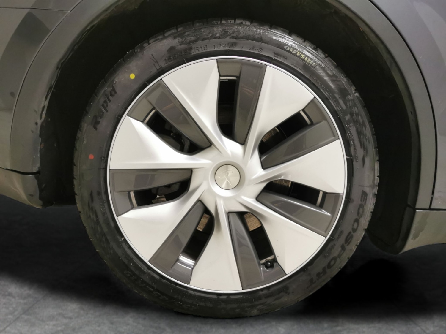 Used Tesla Model Y 2023 for sale - 76773854: Photo 25