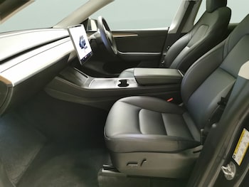 Used Tesla Model Y 2023 for sale - 76773854: Photo