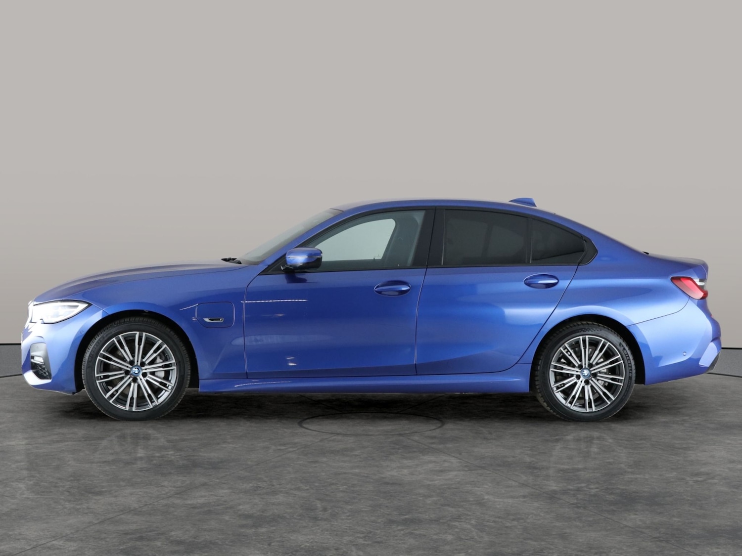 Used BMW 3 Series 2021 for sale - 77149025: Photo 15