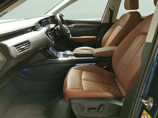 Used Audi e-tron 2021 for sale - 76240913: Photo 5