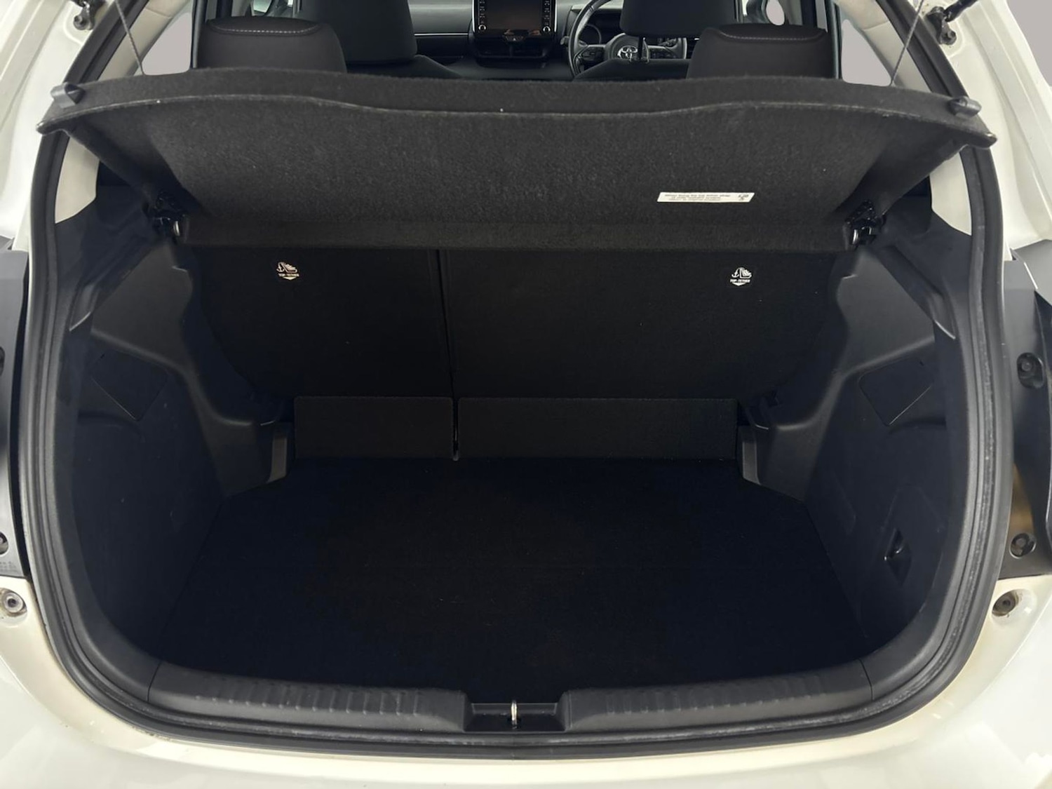 Used Toyota Yaris 2022 for sale - 76526567: Photo 33