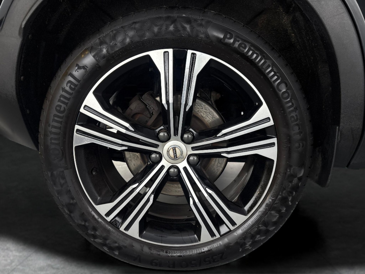 Used Volvo XC40 2020 for sale - 76969500: Photo 33