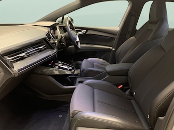 Used Audi Q4 e-tron 2022 for sale - 76704208: Photo