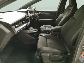 Used Audi Q4 e-tron 2021 for sale - 76717796: Photo