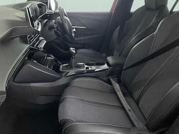 Used Peugeot 208 2024 for sale - 78605812: Photo