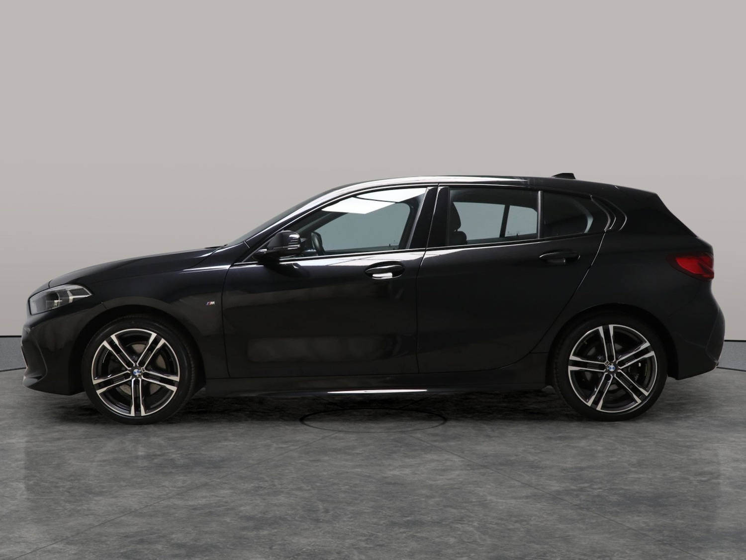 Used BMW 1 Series 2024 for sale - 76757284: Photo 12
