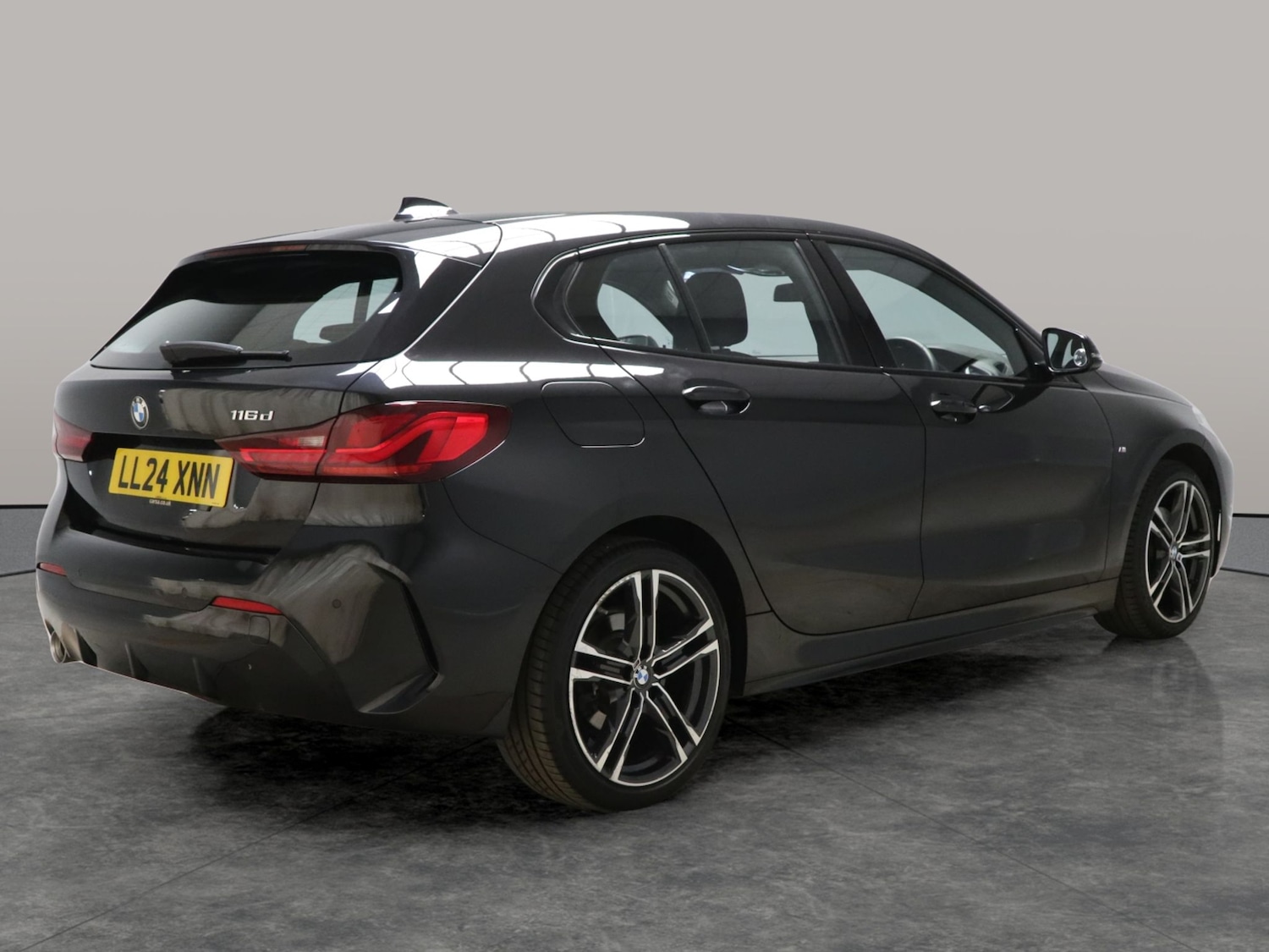 Used BMW 1 Series 2024 for sale - 76757284: Photo 9