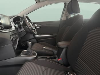 Used Kia Ceed 2023 for sale - 79721919: Photo