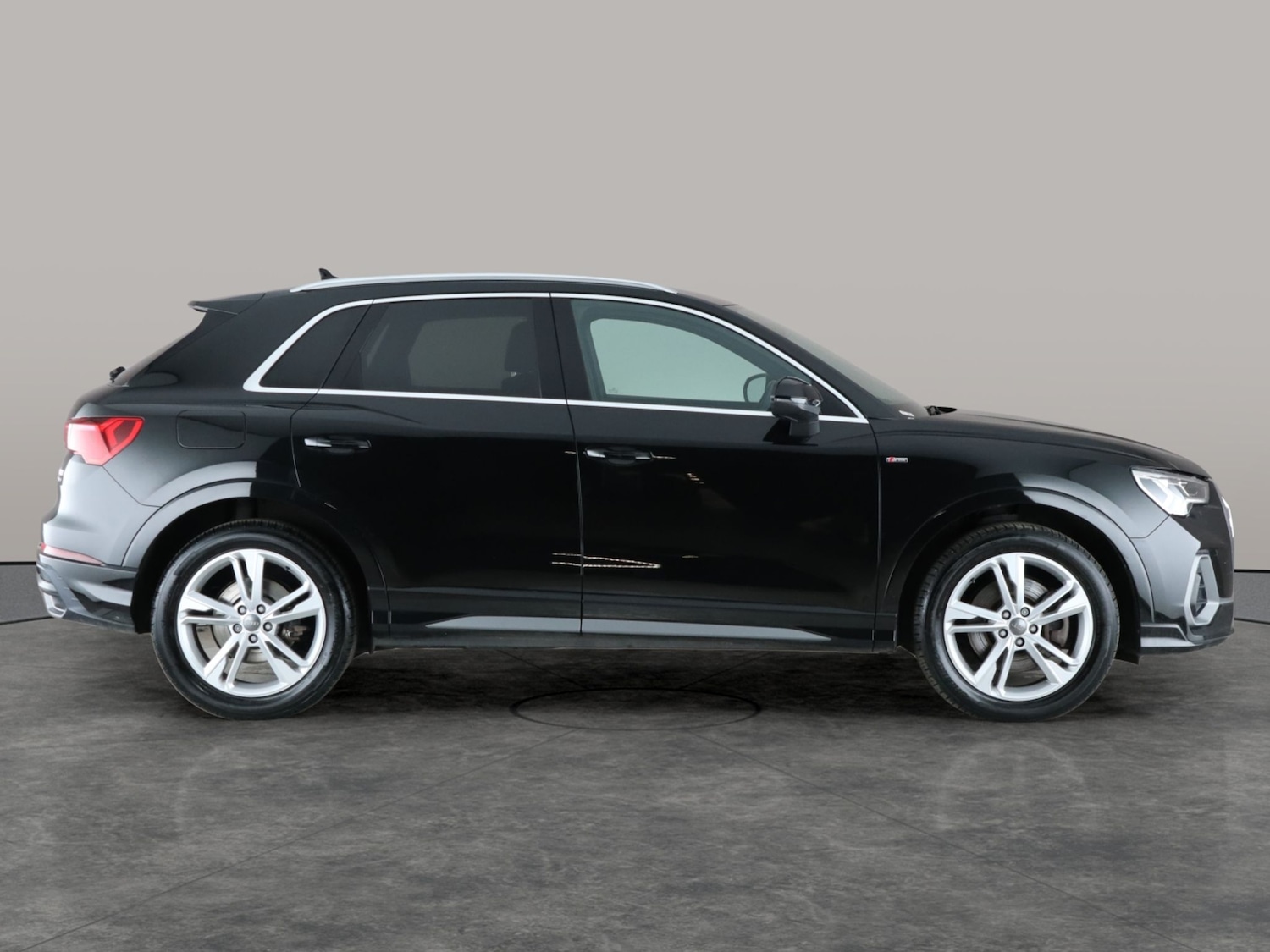 Used Audi Q3 2020 for sale - 76818988: Photo 9