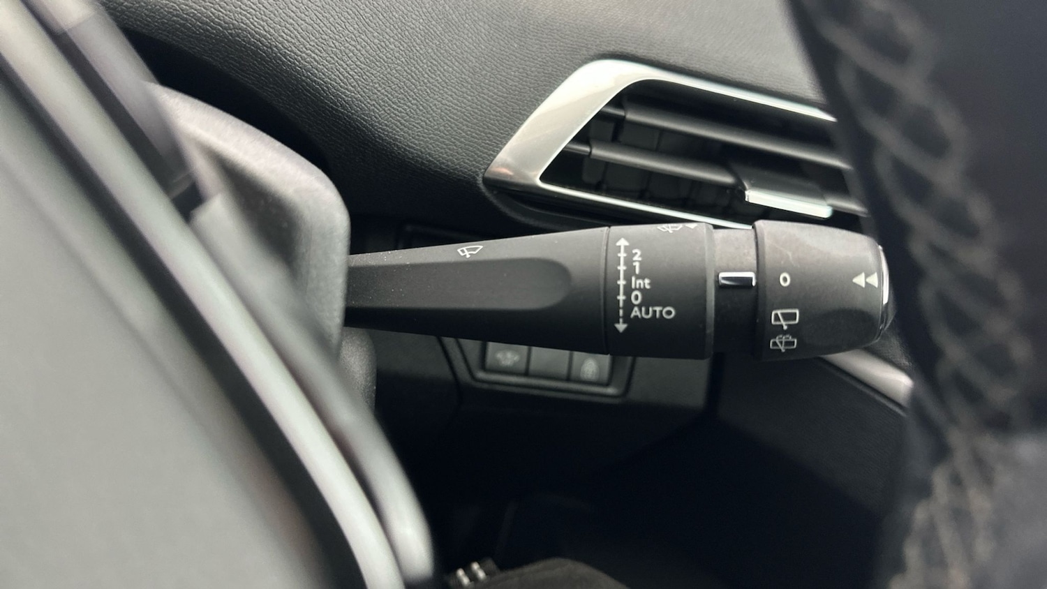 Used Peugeot 3008 2021 for sale - 77650919: Photo 30