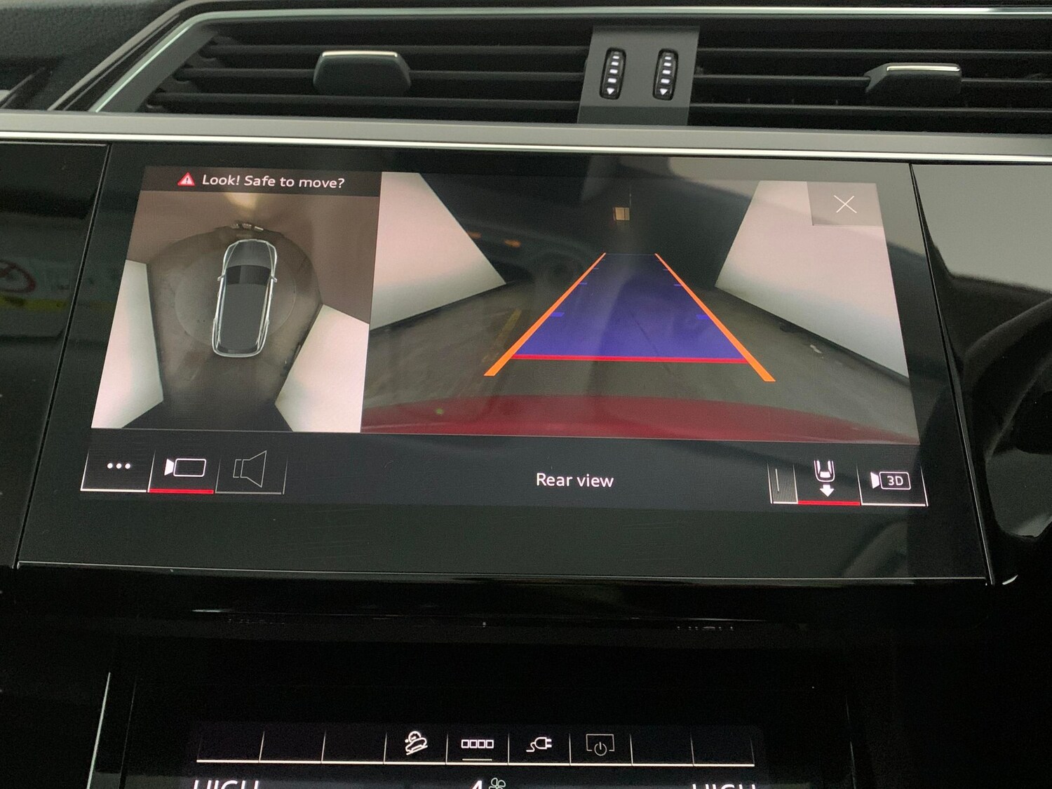 Used Audi e-tron 2021 for sale - 77576890: Photo 6