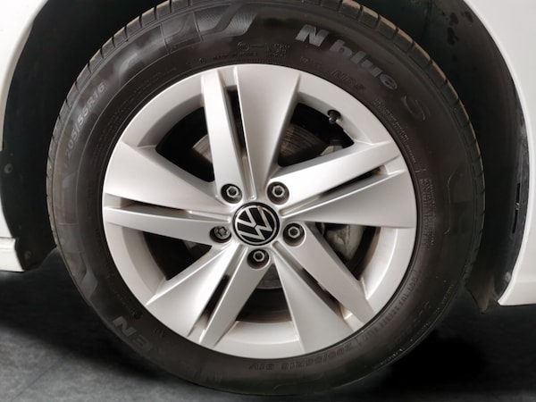 Used Volkswagen Golf 2023 for sale - 76274922: Photo 32