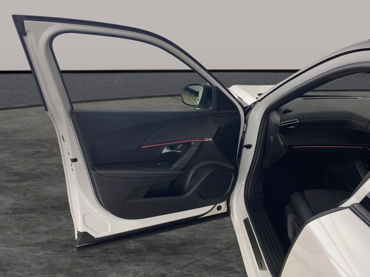 Used Peugeot 2008 2022 for sale - 77210869: Photo 23