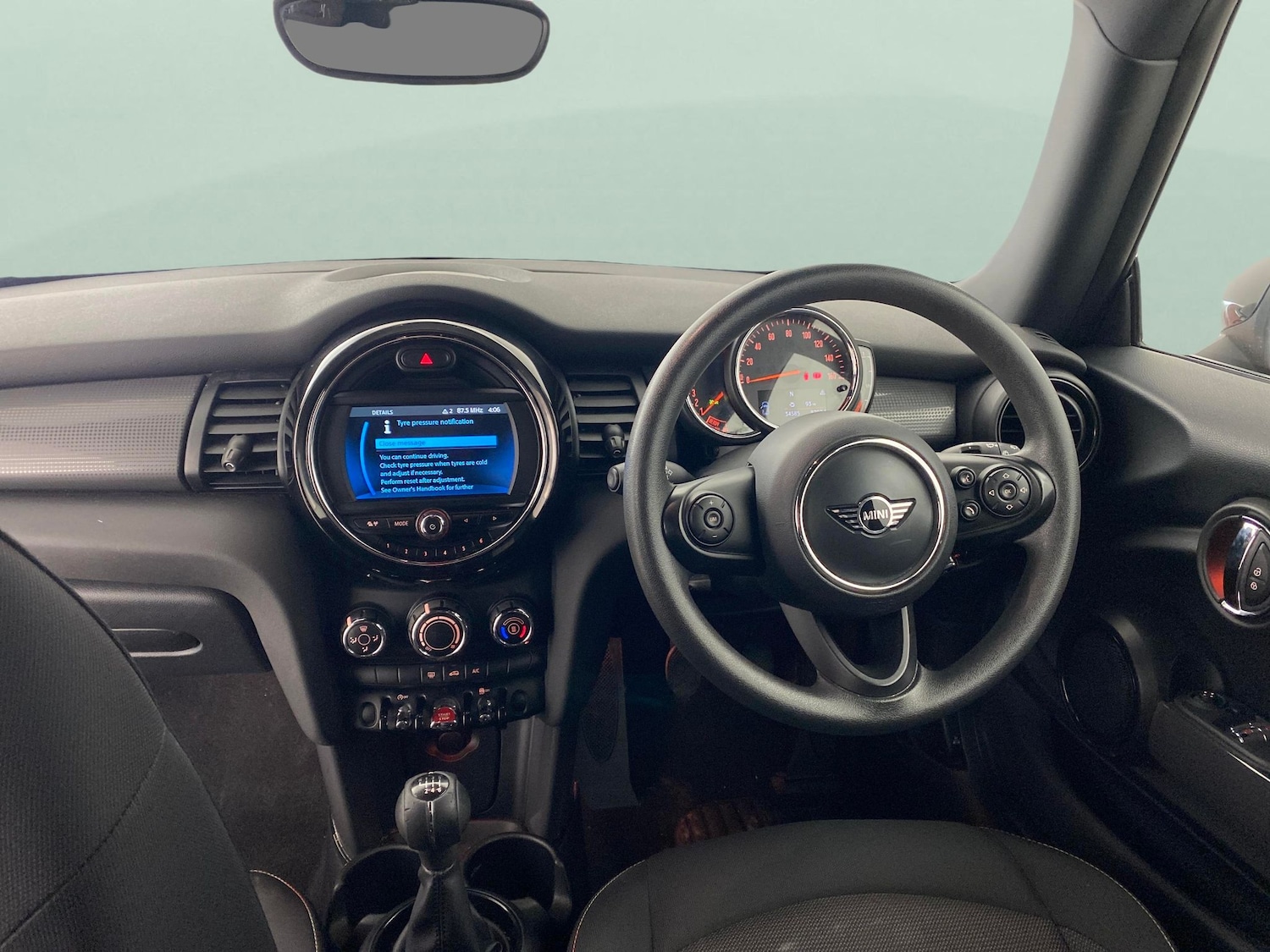 Used MINI Hatch 2018 for sale - 76650858: Photo 4