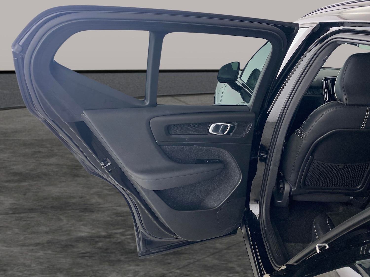 Used Volvo XC40 for sale - 77180375: Photo 22