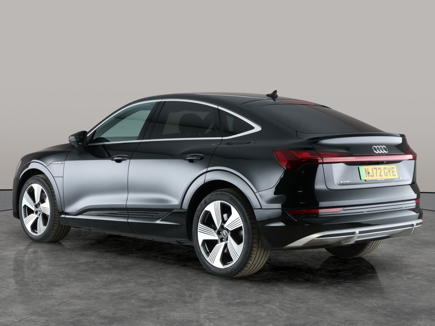 Used Audi e-tron 2022 for sale - 76173448: Photo 16