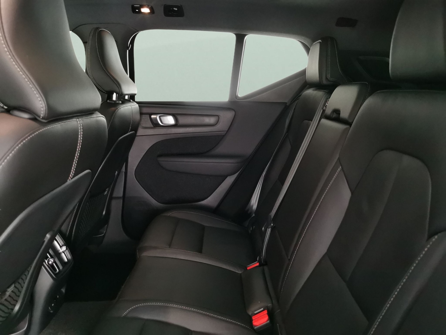 Used Volvo XC40 2021 for sale - 77232663: Photo 29