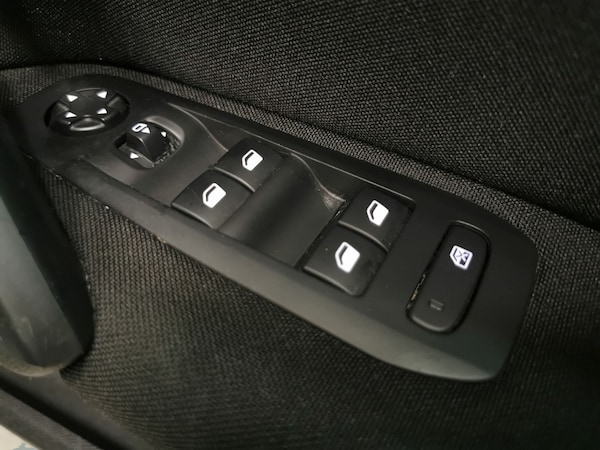 Used Peugeot 308 SW 2016 for sale - 76332920: Photo 18