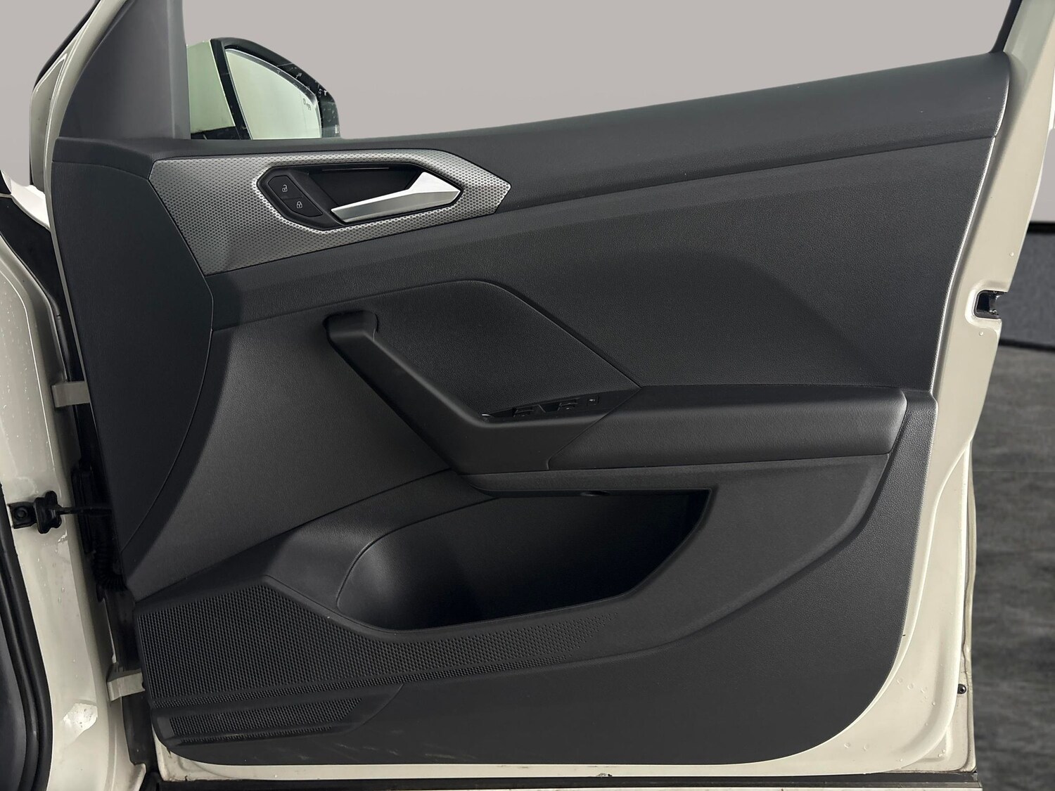 Used Volkswagen T-Cross 2022 for sale - 77916967: Photo 29