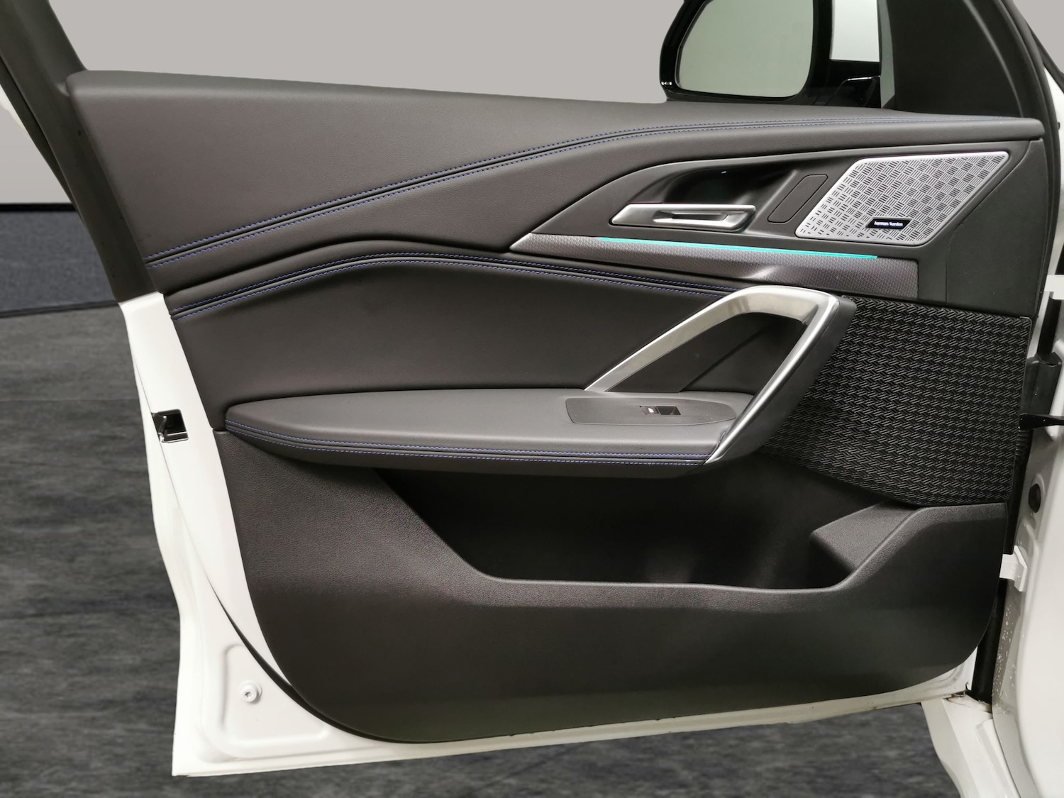 Used BMW iX1 2023 for sale - 76290664: Photo 33