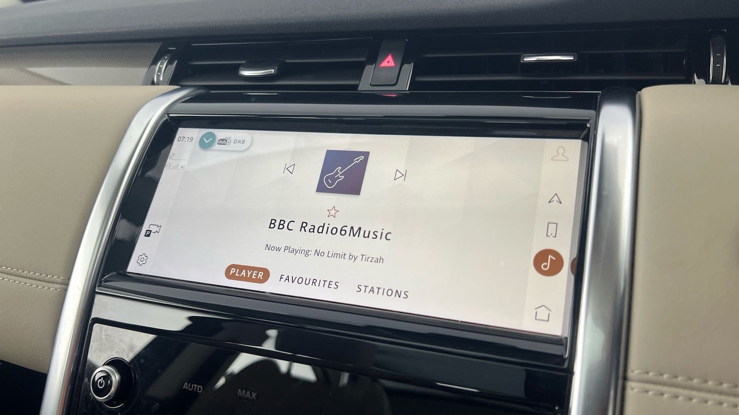 Used Land Rover Discovery Sport 2021 for sale - 76590017: Photo 24