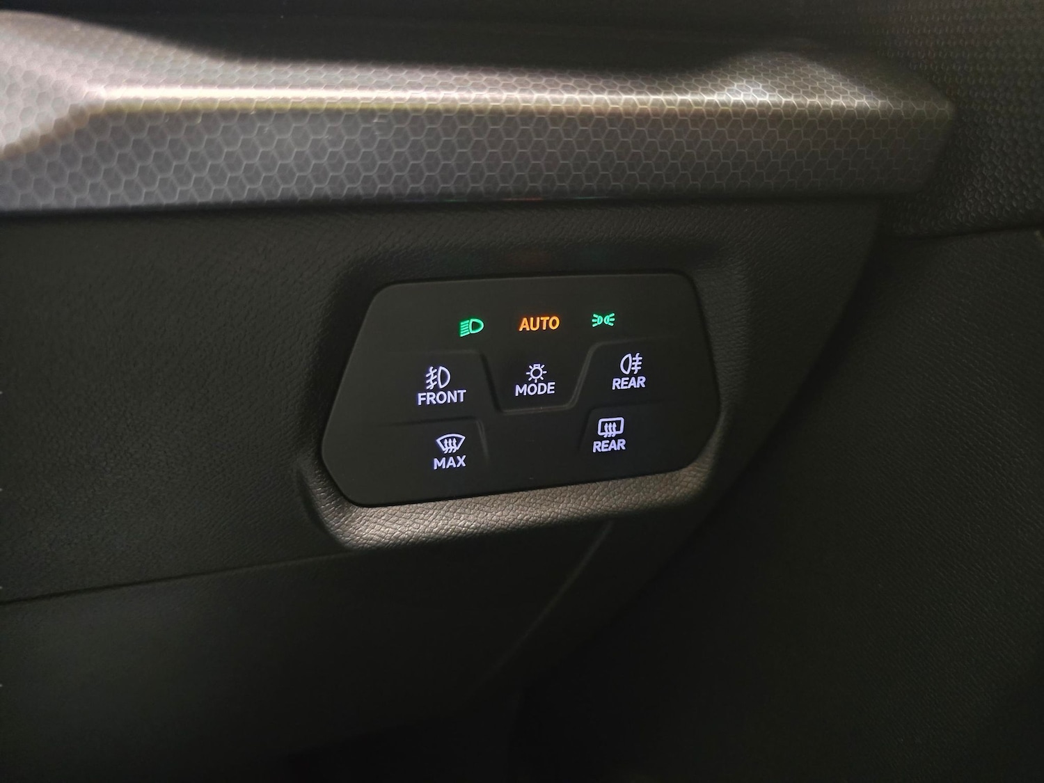 Vehicle 28