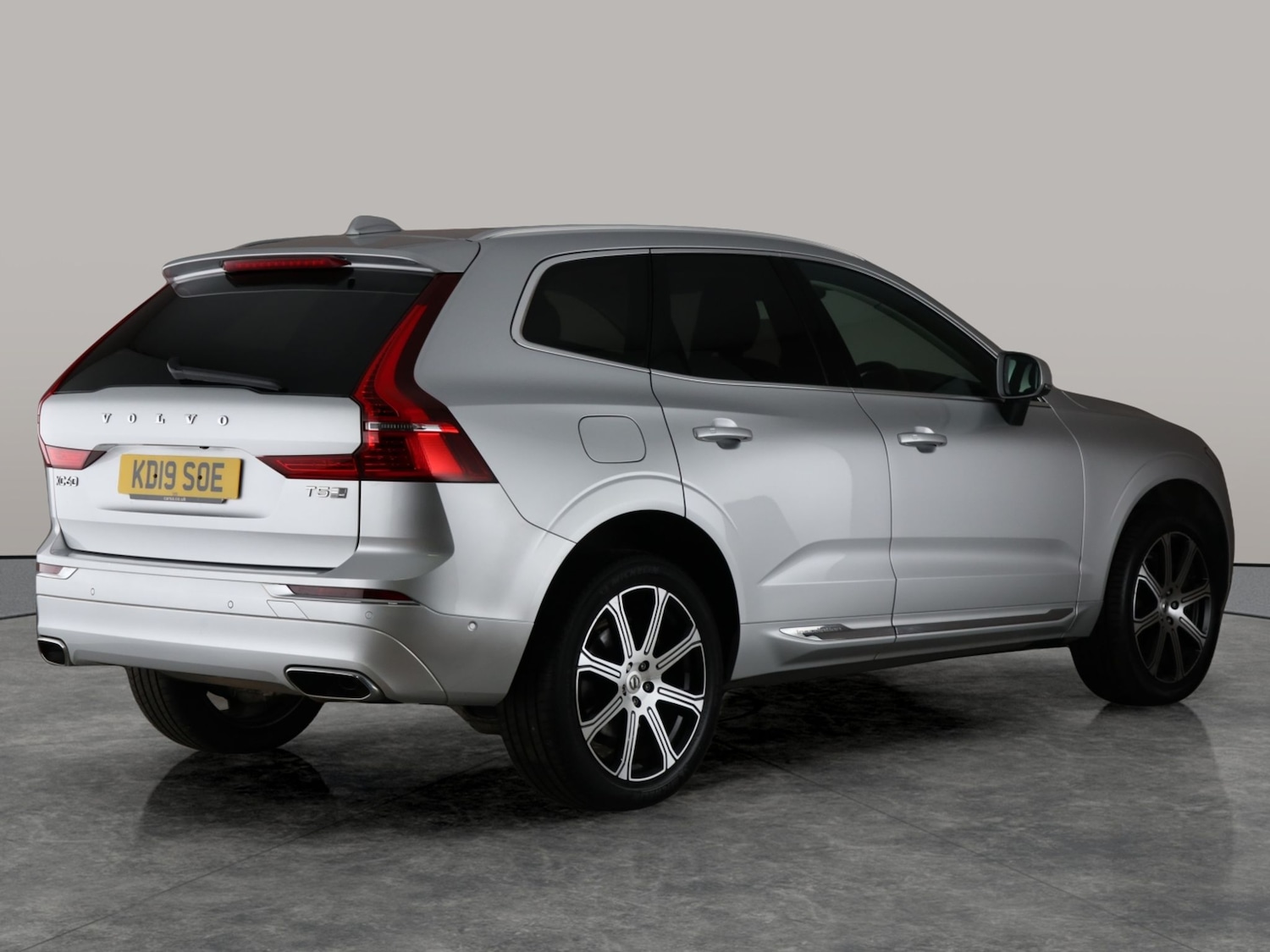 Used Volvo XC60 2019 for sale - 76875429: Photo 11