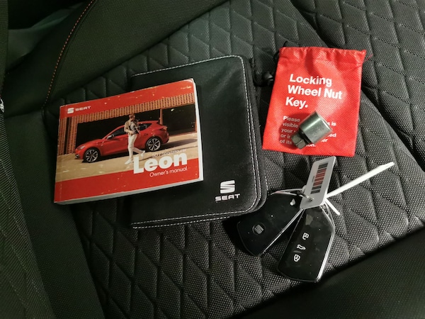 Used SEAT Leon 2021 for sale - 76332891: Photo 42