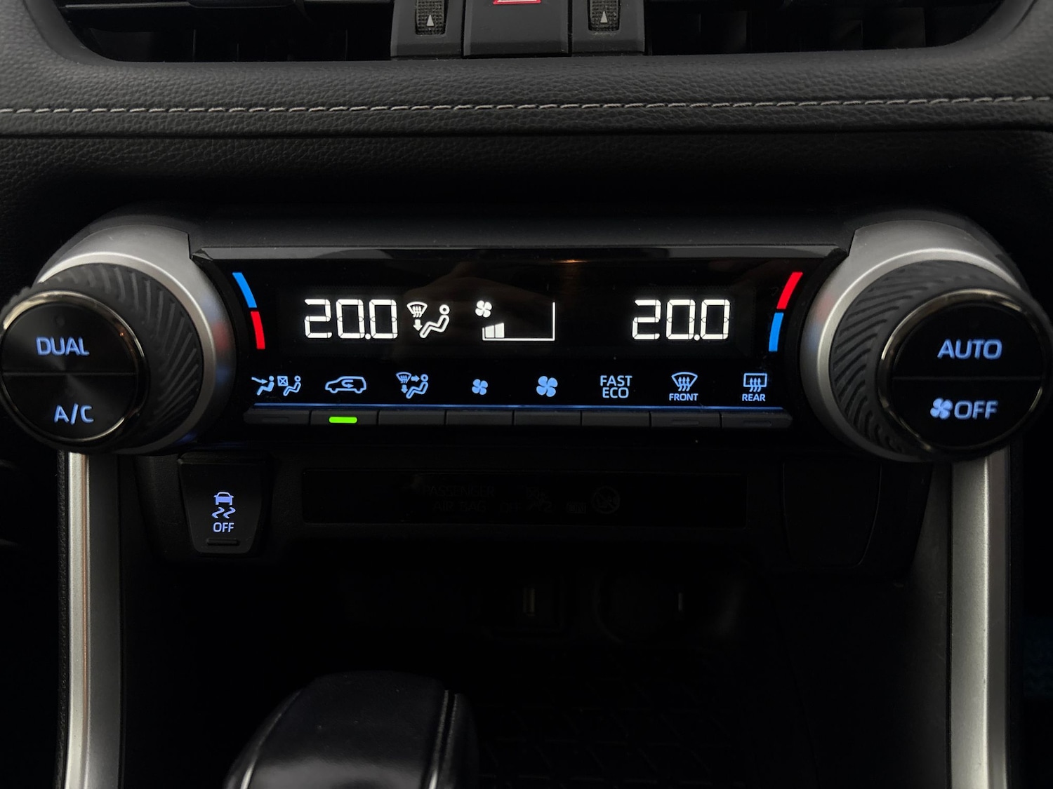 Used Toyota RAV4 2021 for sale - 76895047: Photo 19