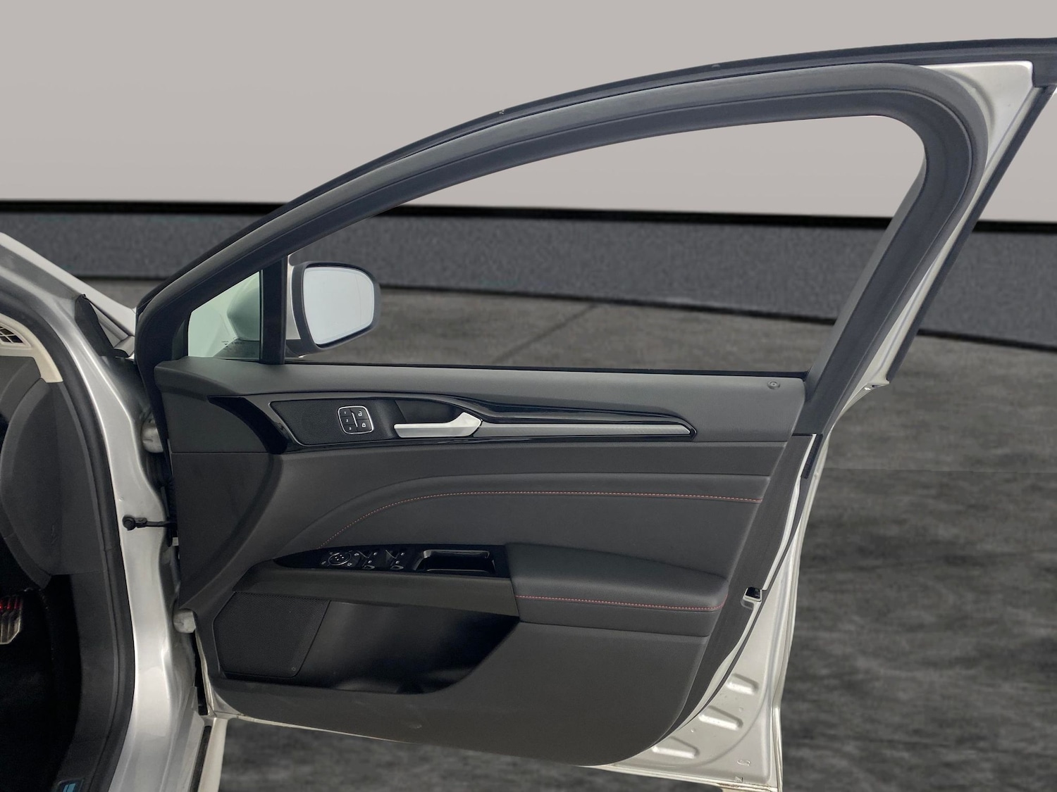 Used Ford Mondeo 2022 for sale - 78037114: Photo 27