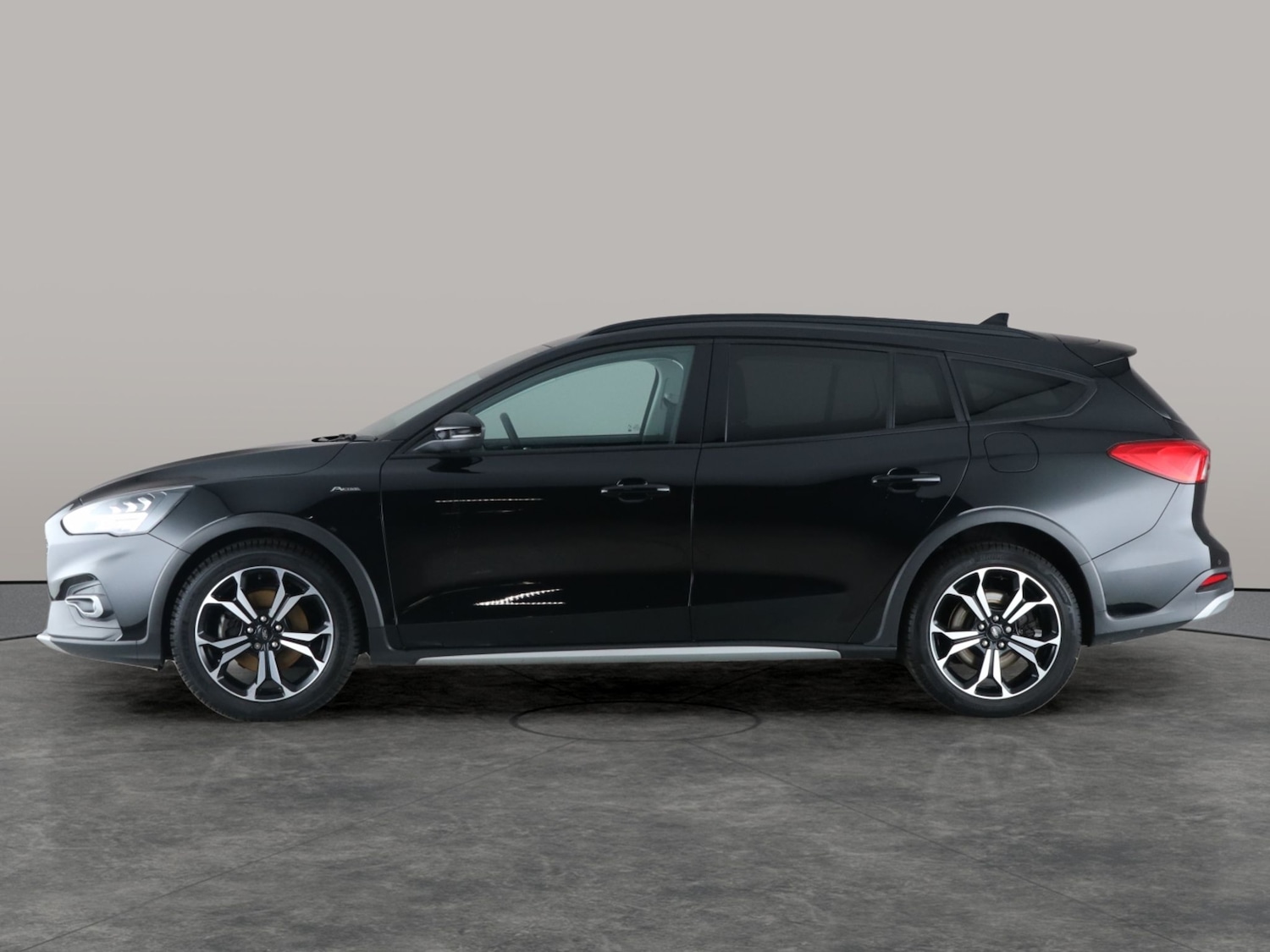 Used Ford Focus 2021 for sale - 76467571: Photo 17