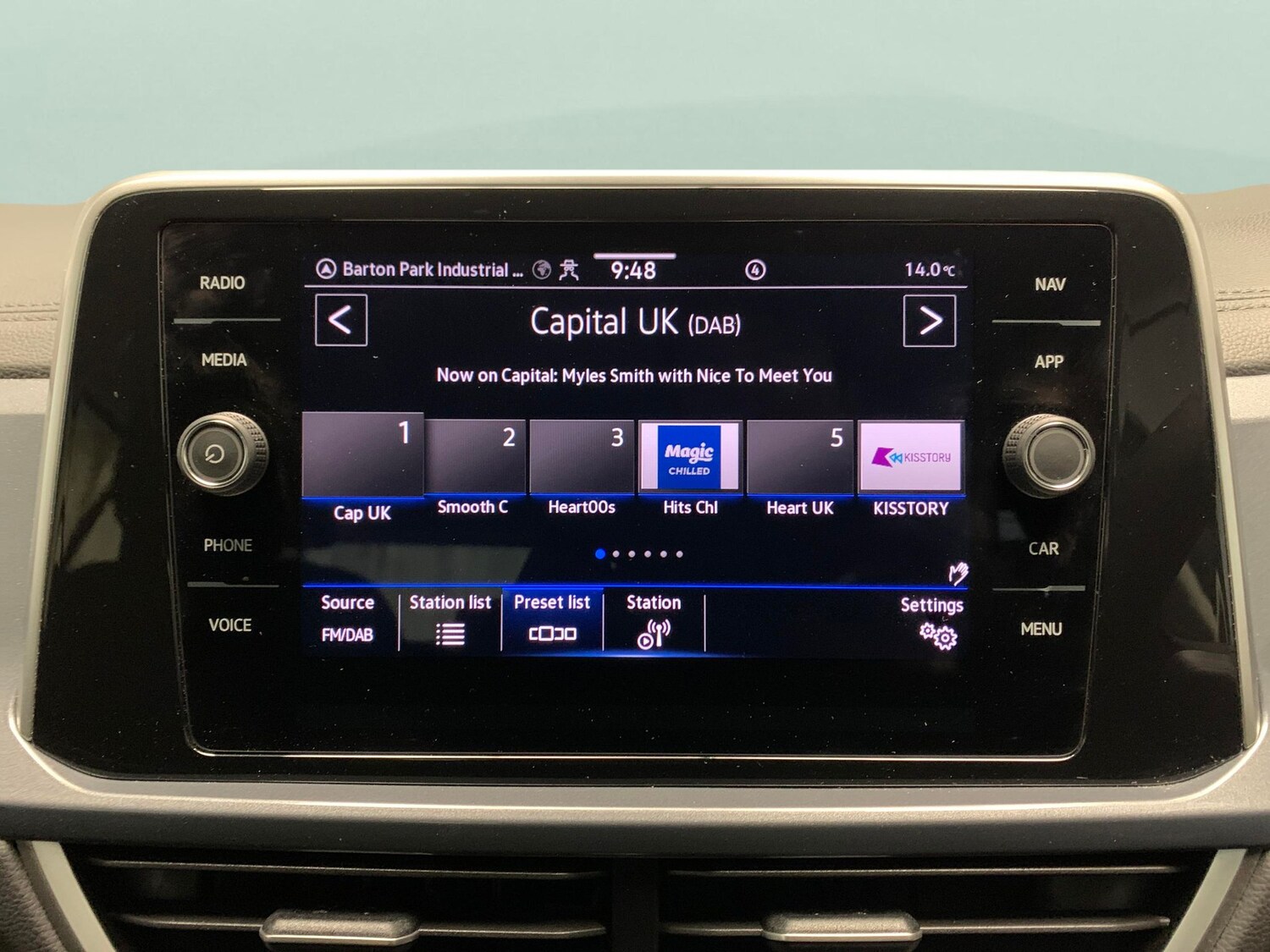 Used Volkswagen T-Roc 2023 for sale - 76300670: Photo 7