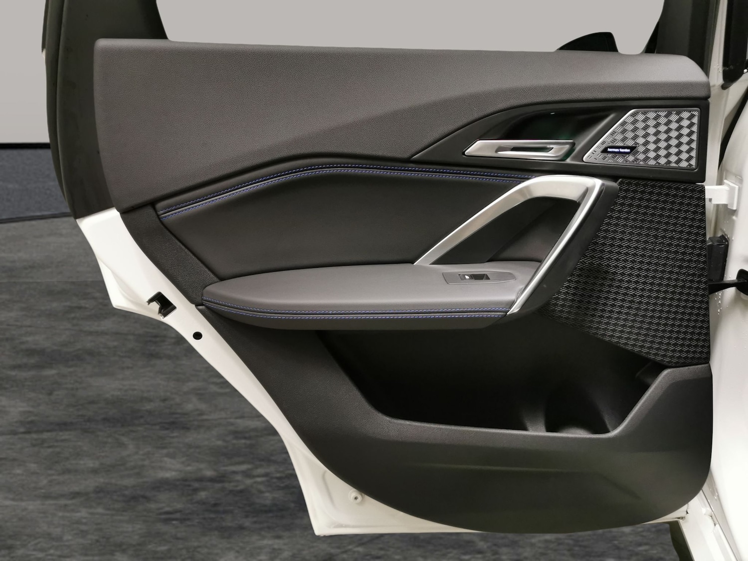 Used BMW iX1 2023 for sale - 77095621: Photo 27