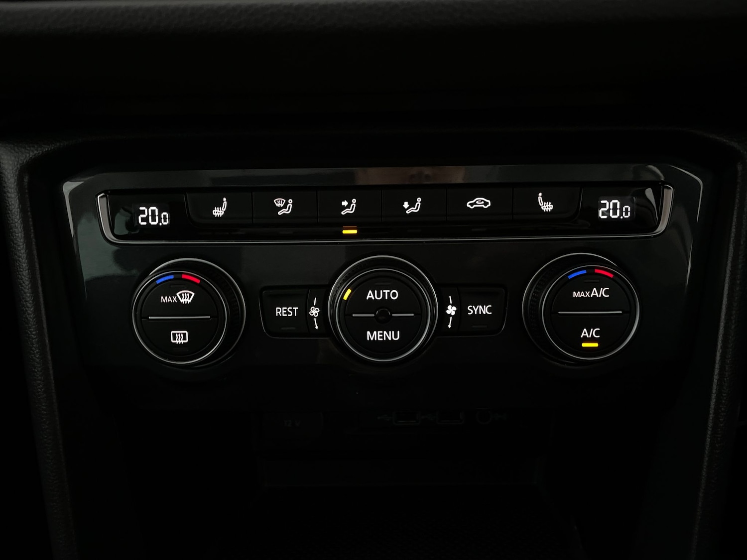 Used Volkswagen Tiguan 2020 for sale - 76933490: Photo 21