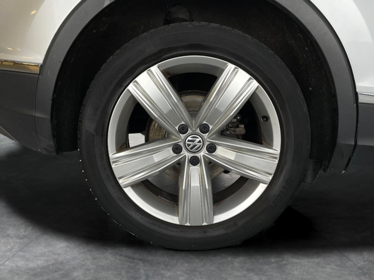 Used Volkswagen Tiguan 2020 for sale - 76933490: Photo 28