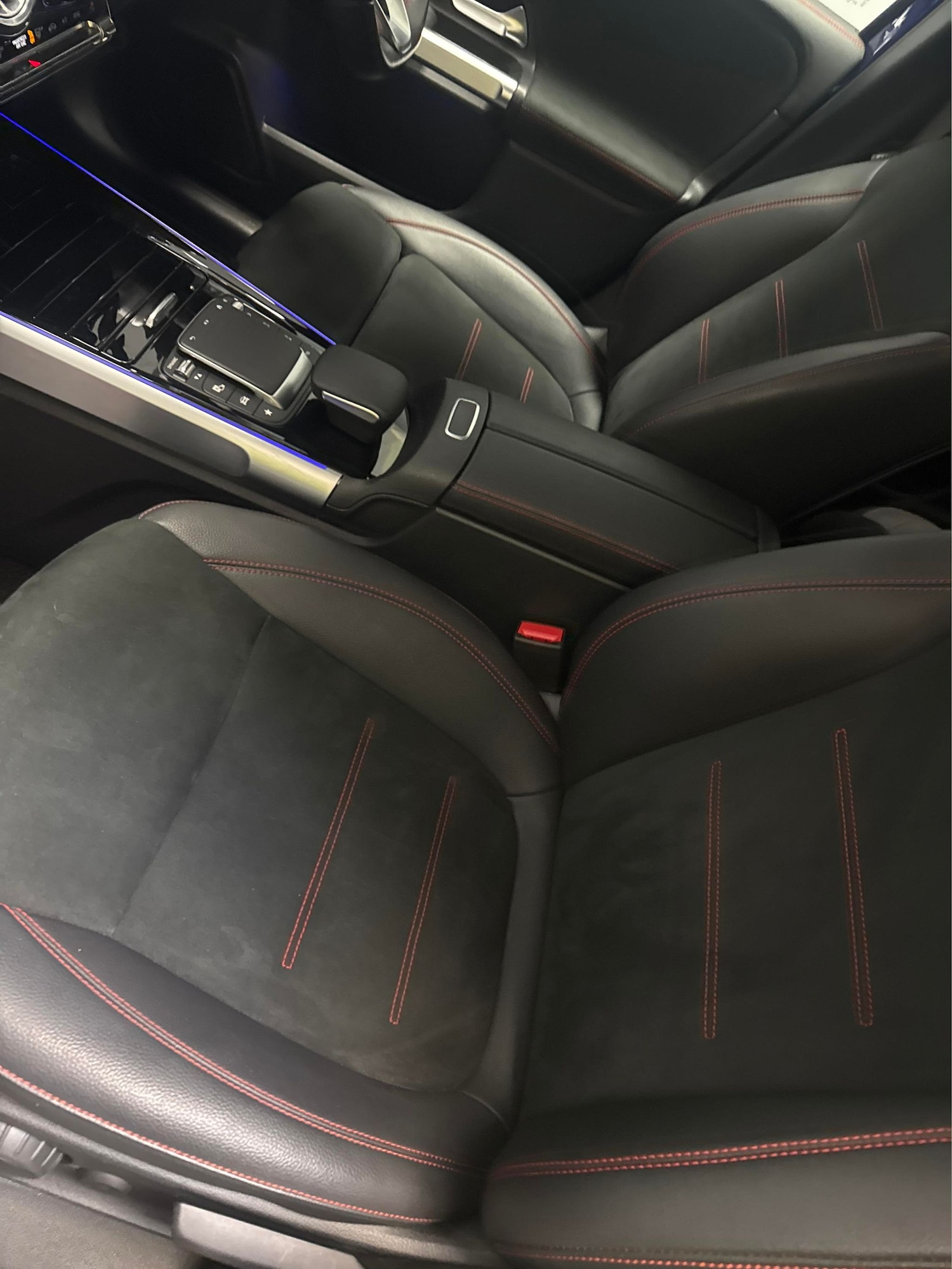 Used Mercedes-Benz GLB 2023 for sale - 76980447: Photo 6