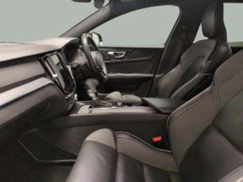 Used Volvo V60 2020 for sale - 74764298: Photo