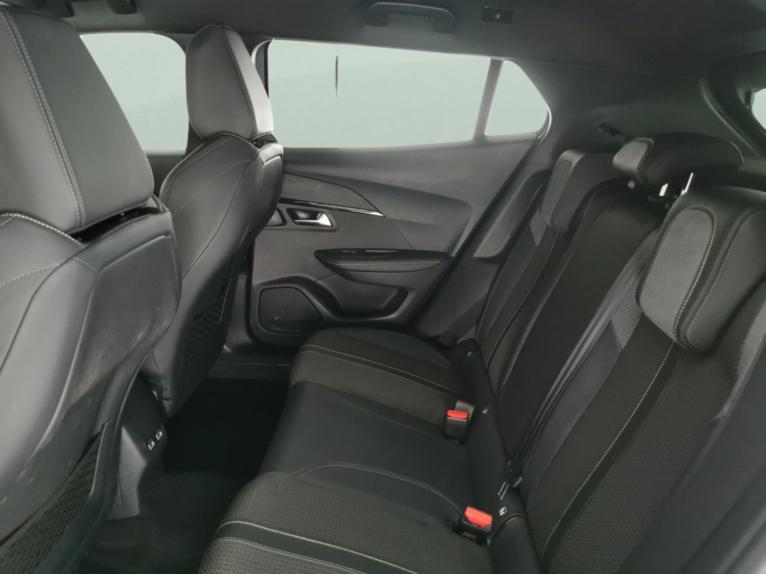 Used Peugeot 2008 2020 for sale - 77047954: Photo 28