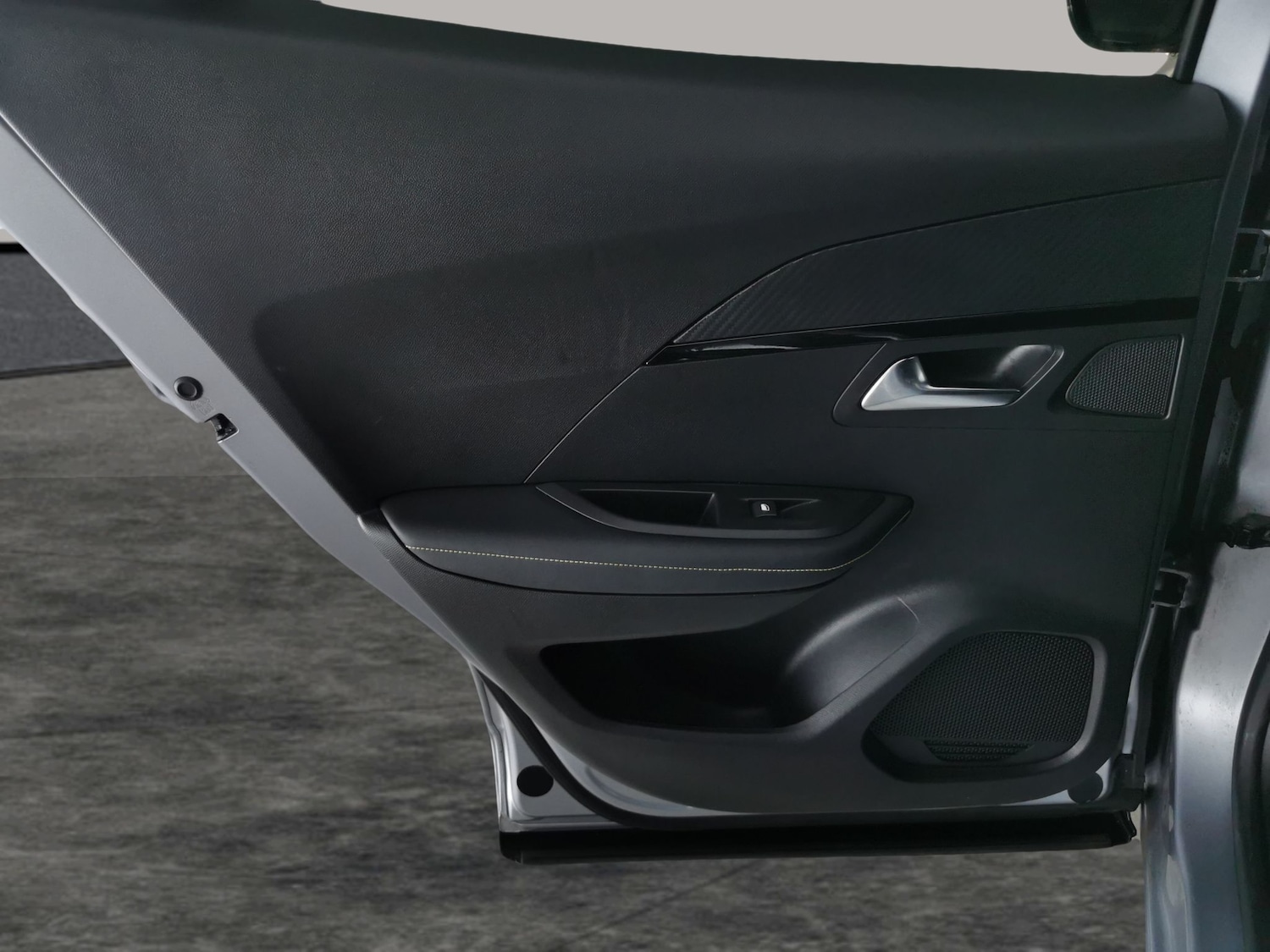 Used Peugeot 2008 2020 for sale - 77047954: Photo 30