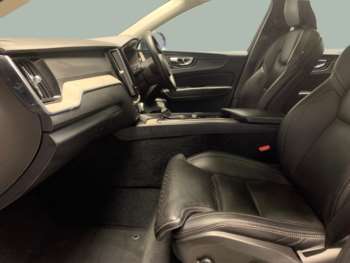 Used Volvo XC60 2018 for sale - 74881669: Photo