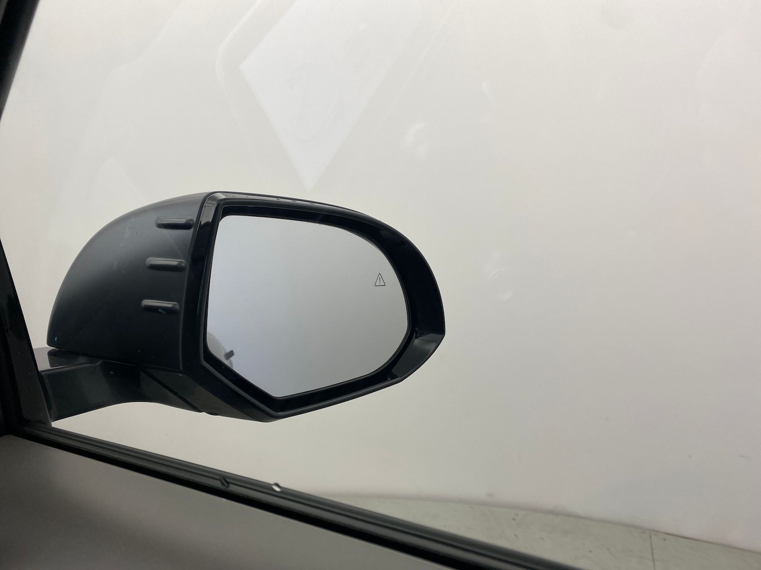 Used Hyundai IONIQ 6 2023 for sale - 76566087: Photo 16