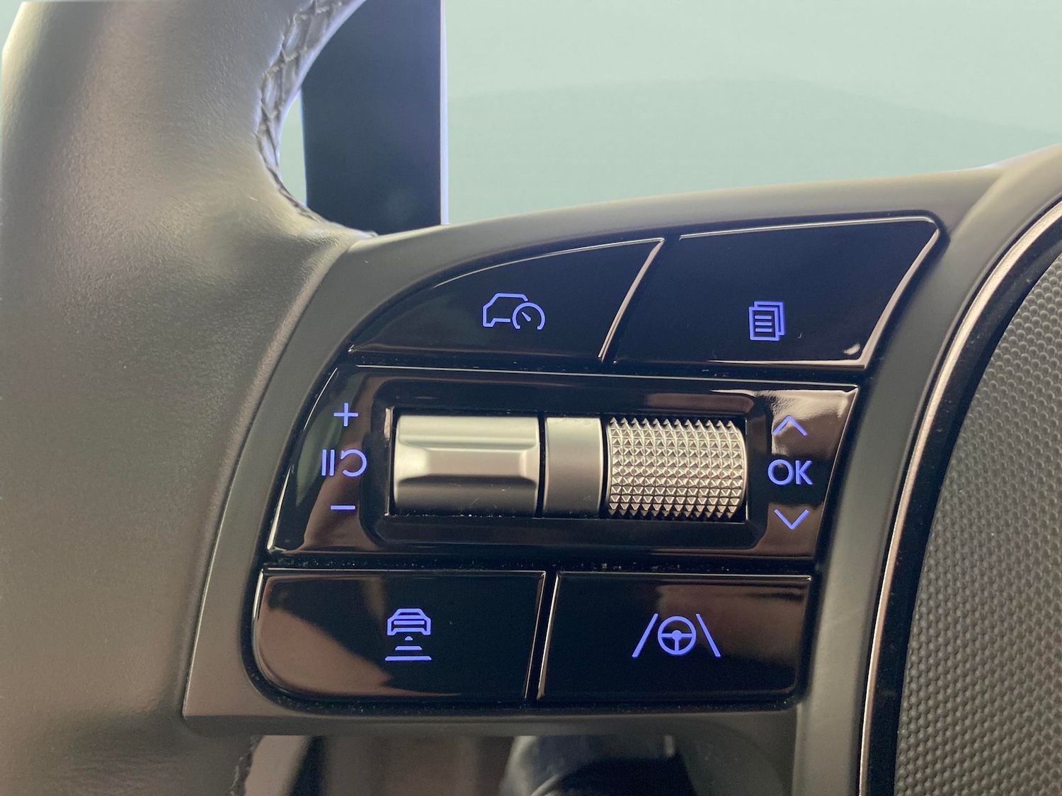 Used Hyundai IONIQ 6 2023 for sale - 76566087: Photo 25